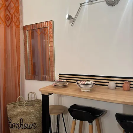 Apartment Avec Bain A Remous & Patio